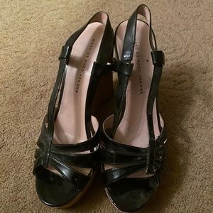 Marc jacobs black patent sling back cork wedges